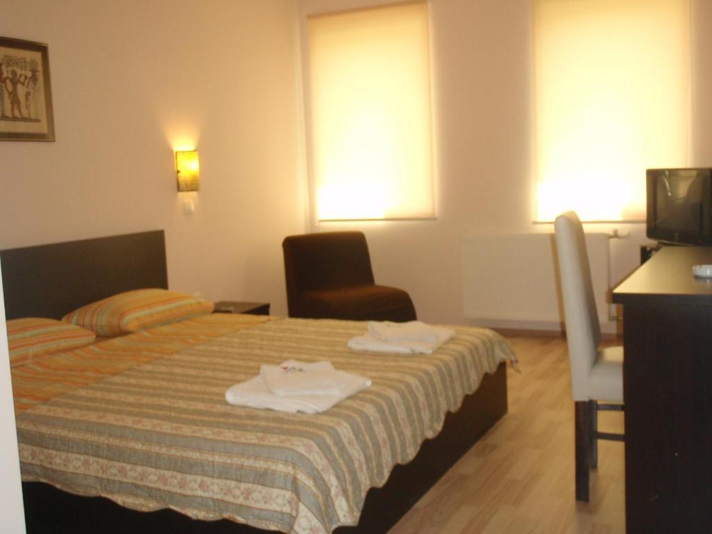 Hotel Aldi Cagllavice ห้อง รูปภาพ